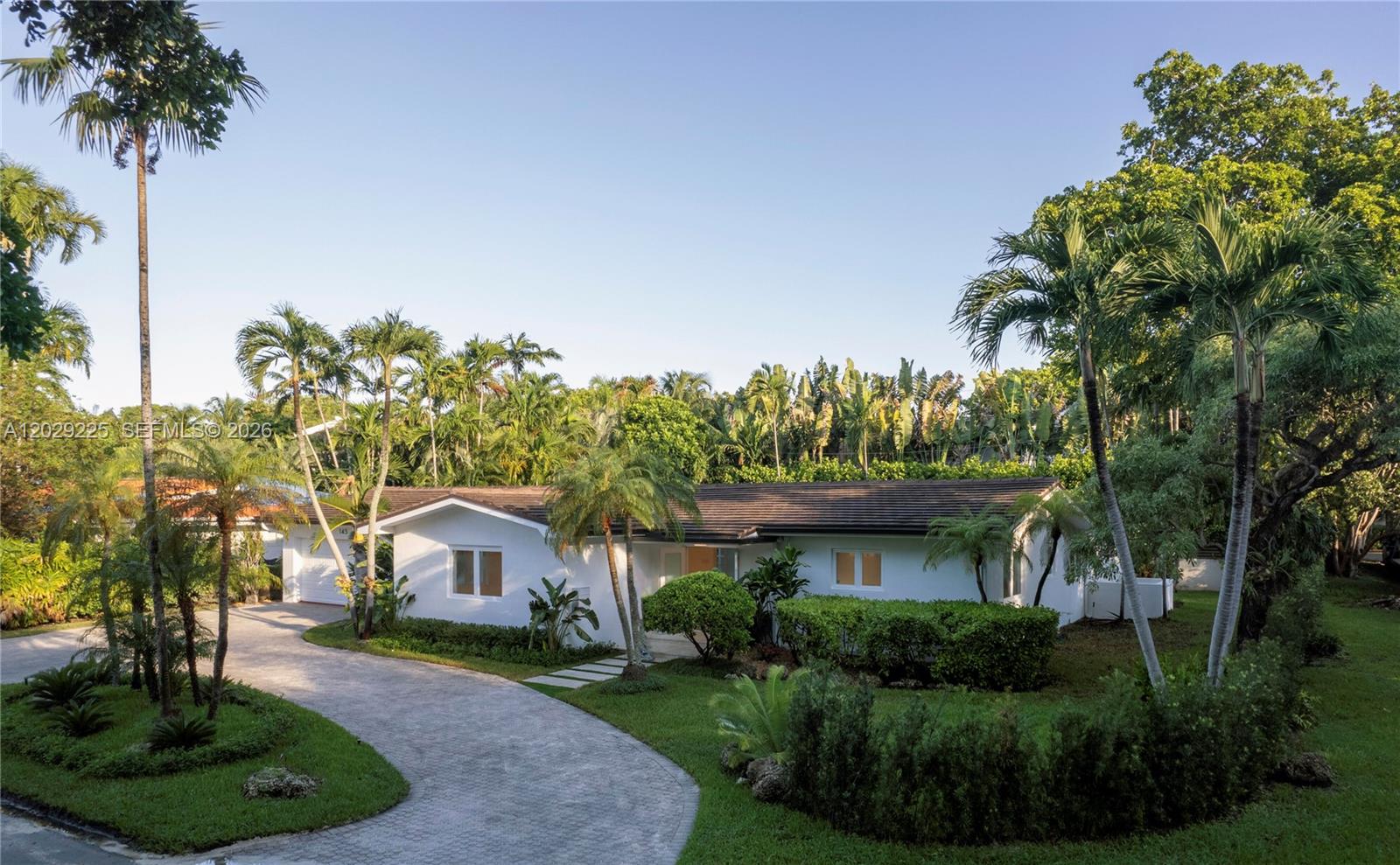 145 S Prospect Dr Coral Gables, FL 33133