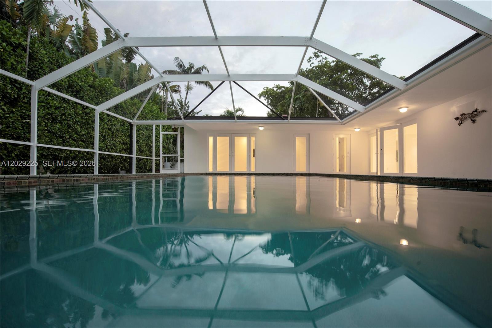 145 S Prospect Dr Coral Gables, FL 33133