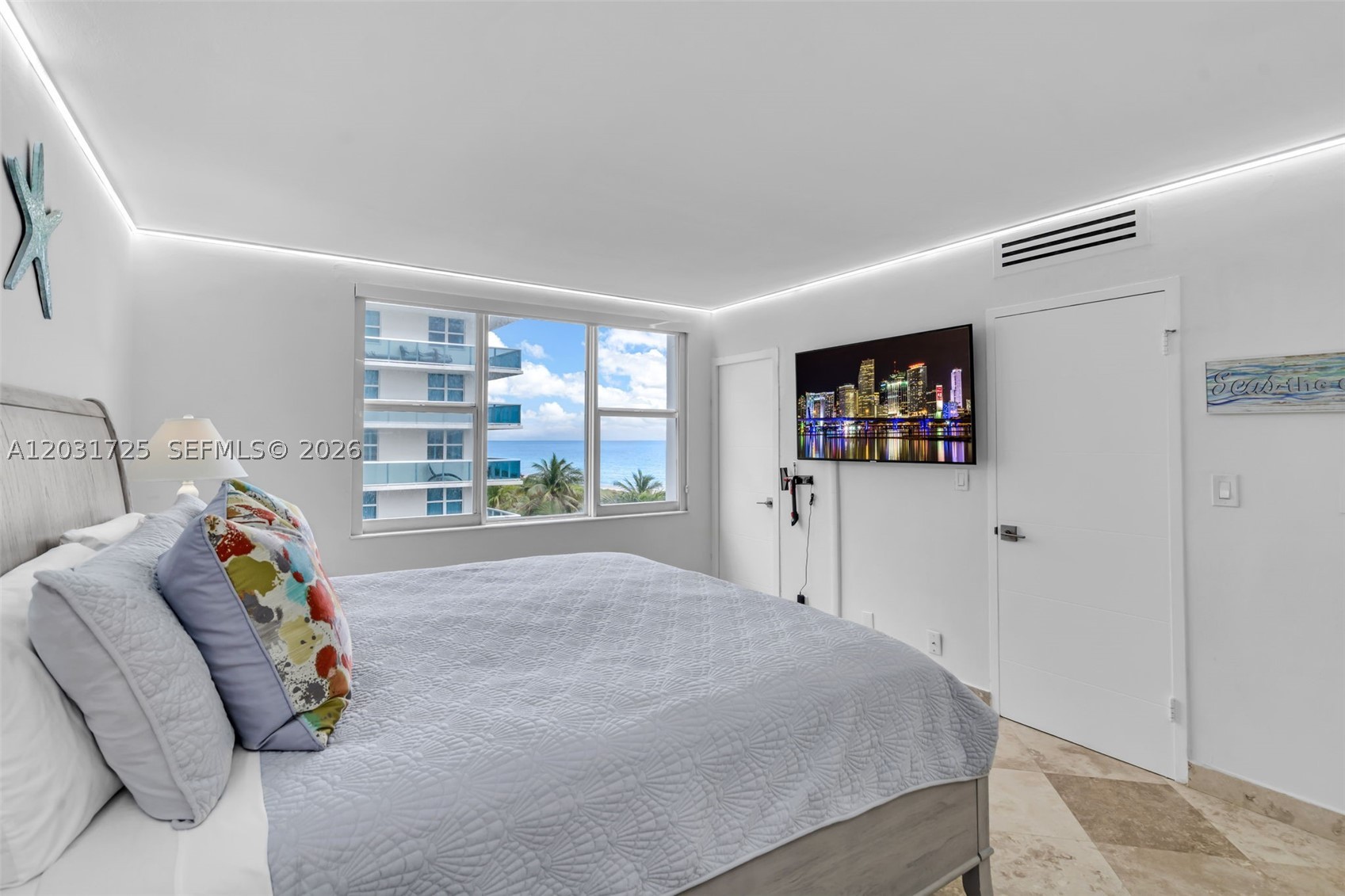 image Carlisle on the Ocean32