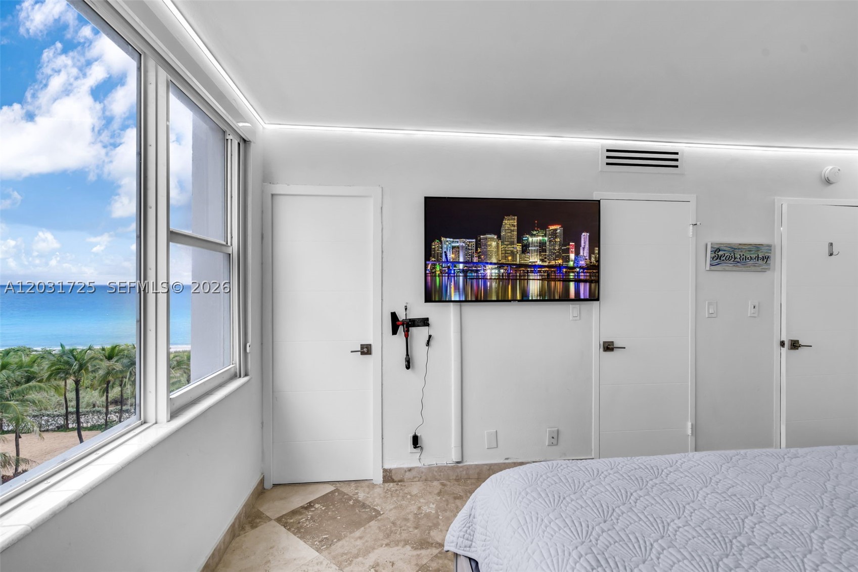 image Carlisle on the Ocean33