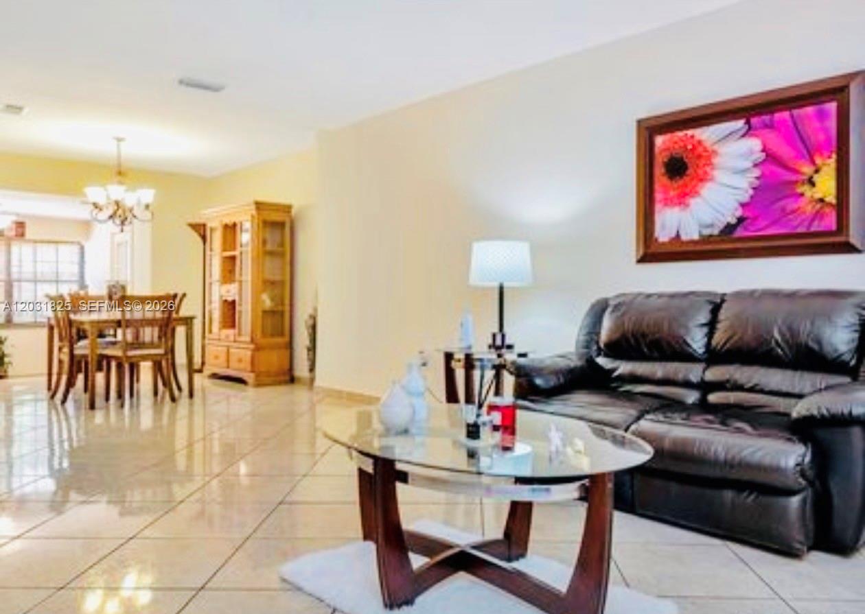 2424 SW 21st Ter Miami, FL 33145