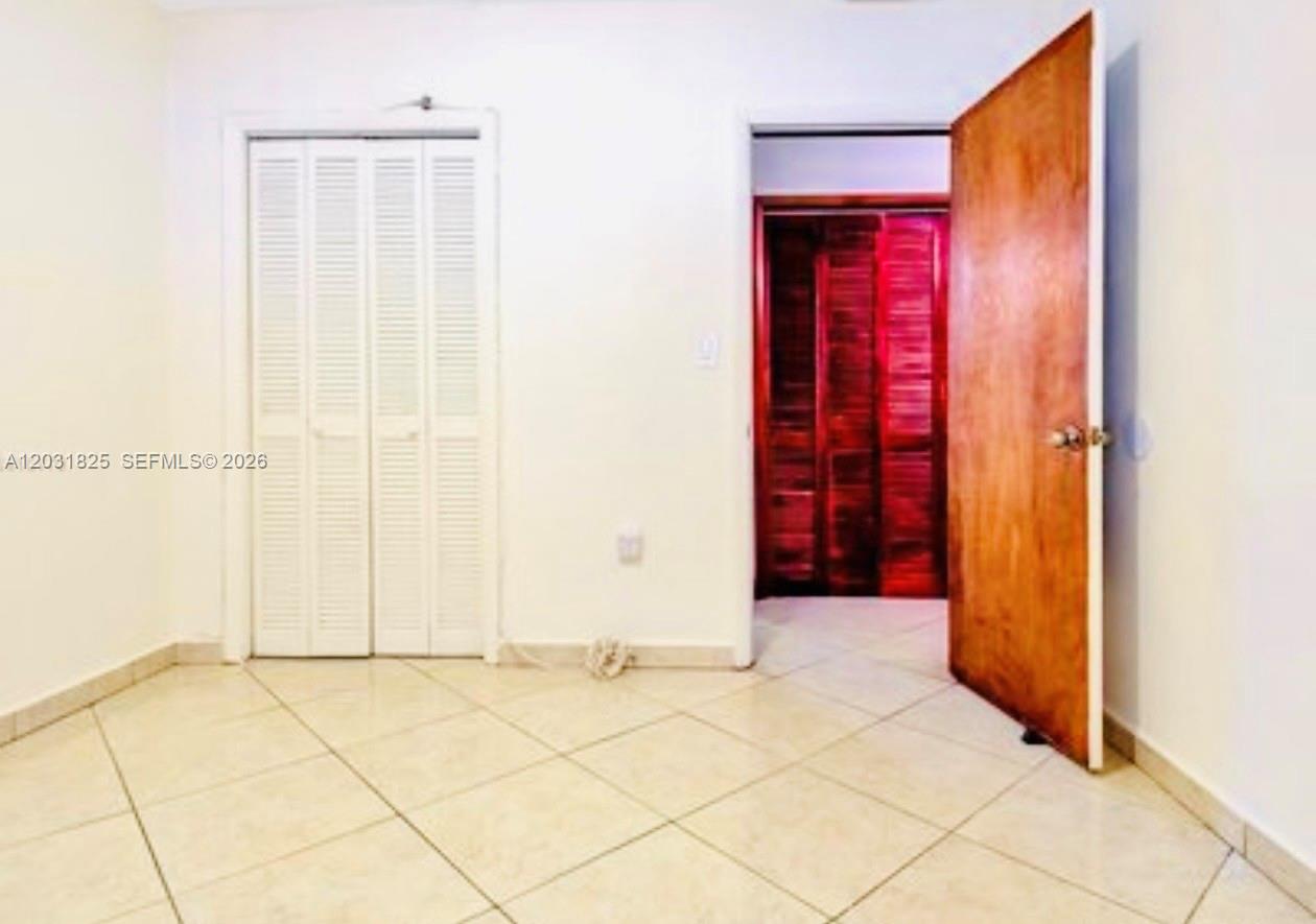 2424 SW 21st Ter Miami, FL 33145