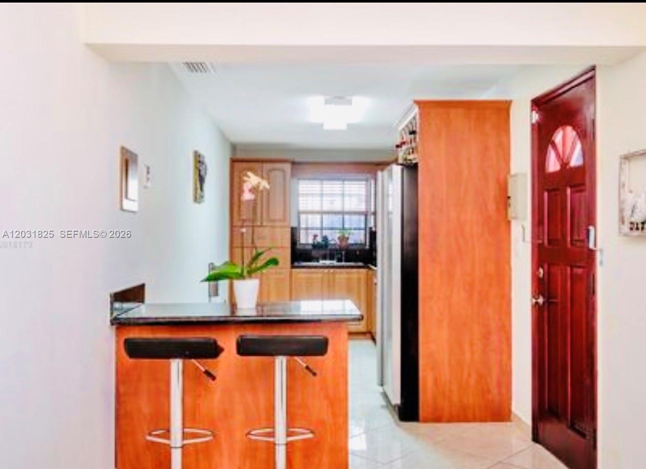 2424 SW 21st Ter Miami, FL 33145