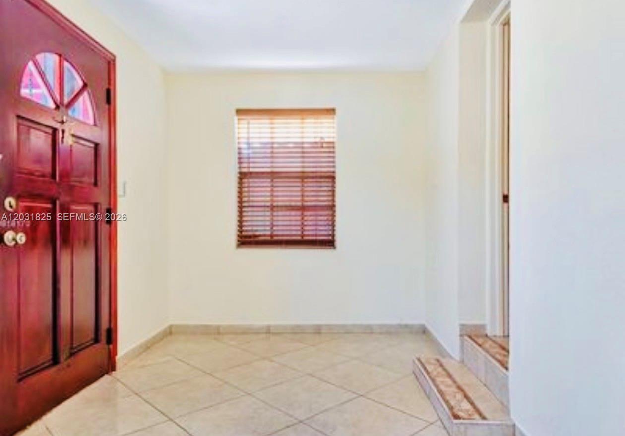 2424 SW 21st Ter Miami, FL 33145