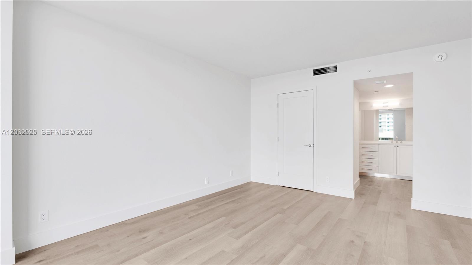 555 NE 34th St #208 Miami, FL 33137