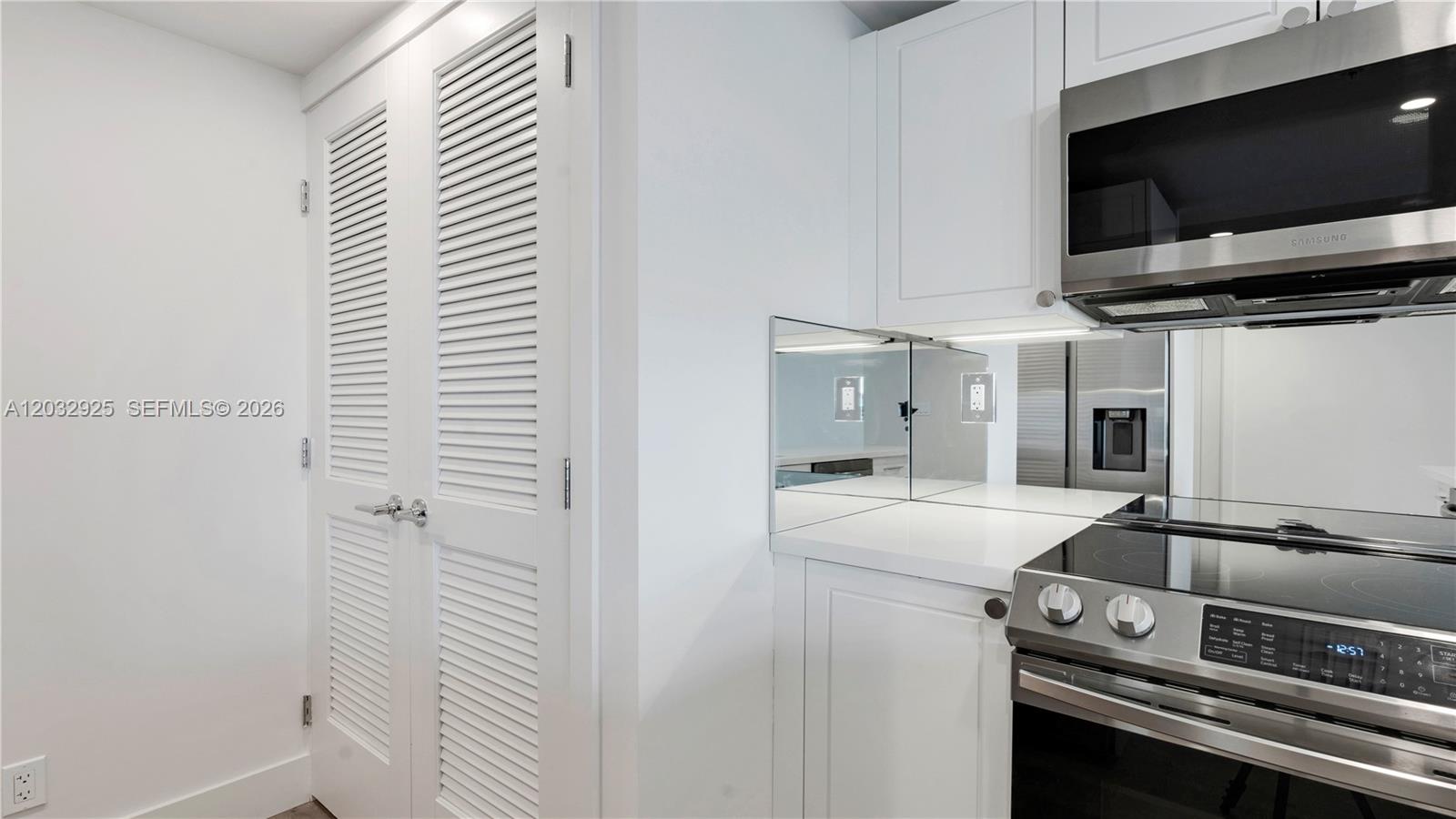 555 NE 34th St #208 Miami, FL 33137