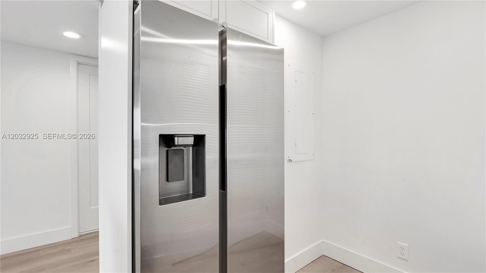 555 NE 34th St #208 Miami, FL 33137