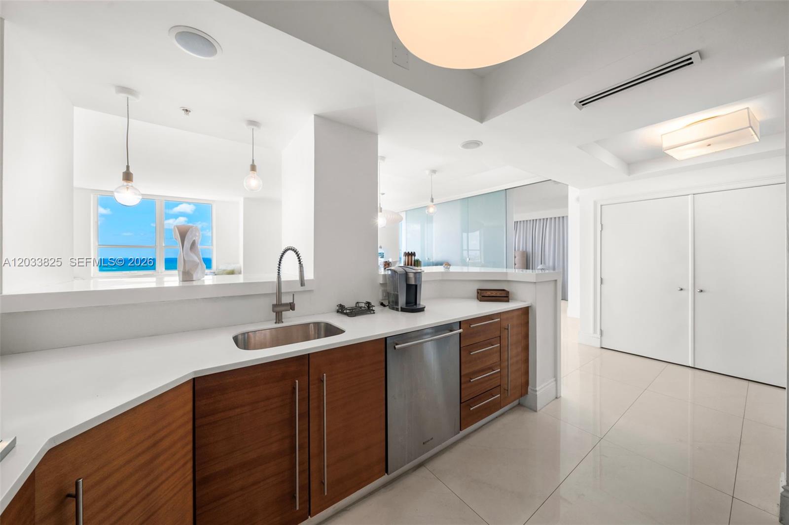 90 Alton #PH3209 Miami Beach, FL 33139