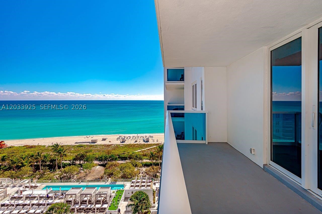 2301 Collins Ave #1416