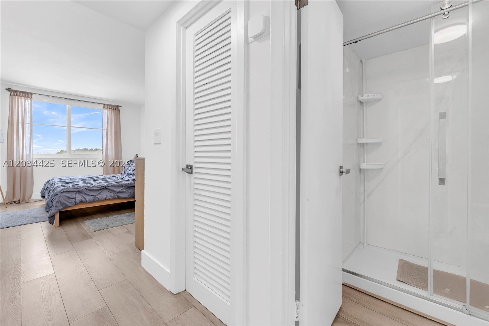 image Arlen House Condo11