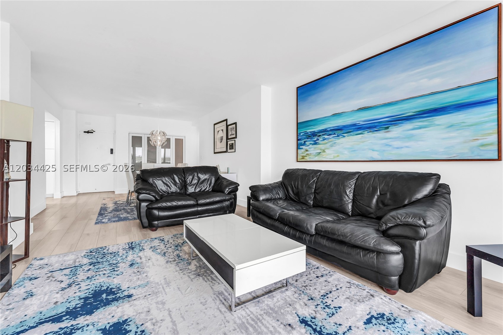 image Arlen House Condo21