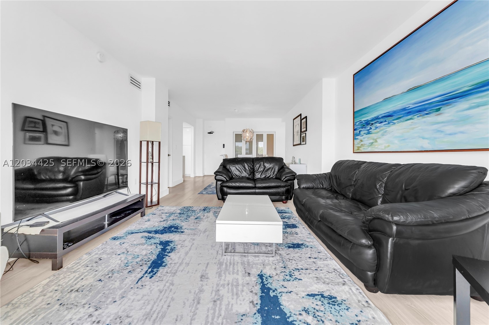 image Arlen House Condo25
