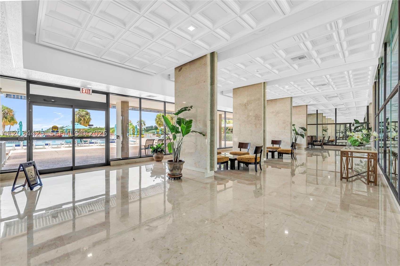 image Arlen House Condo42