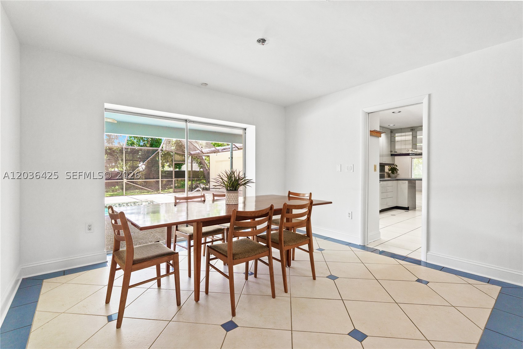 15200 SW 88th Ave Palmetto Bay, FL 33157