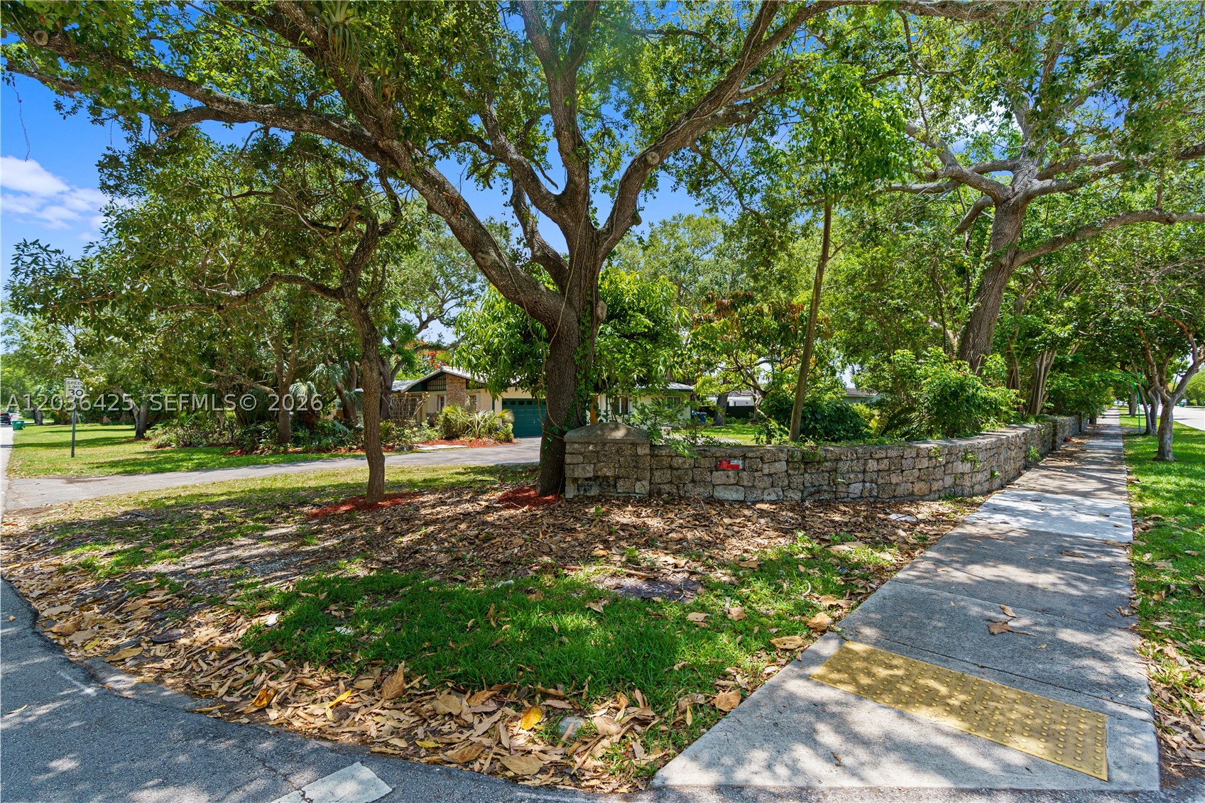 15200 SW 88th Ave Palmetto Bay, FL 33157