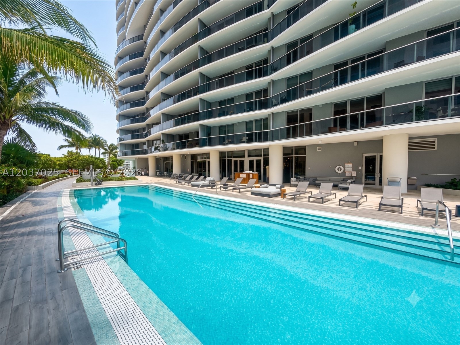 image Aria on the Bay10