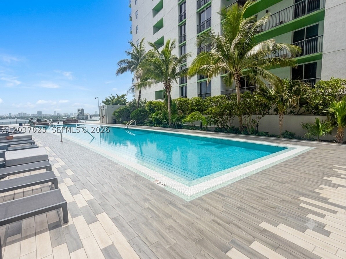 image Aria on the Bay11