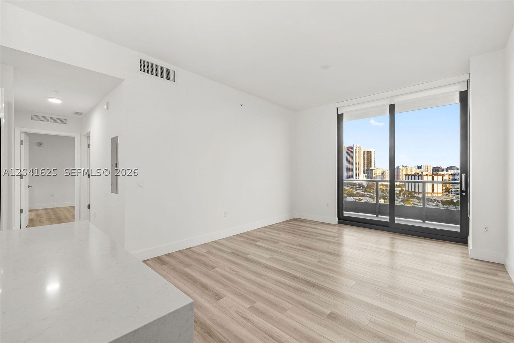 101 Diplomat Pkwy #906 Hallandale Beach, FL 33009