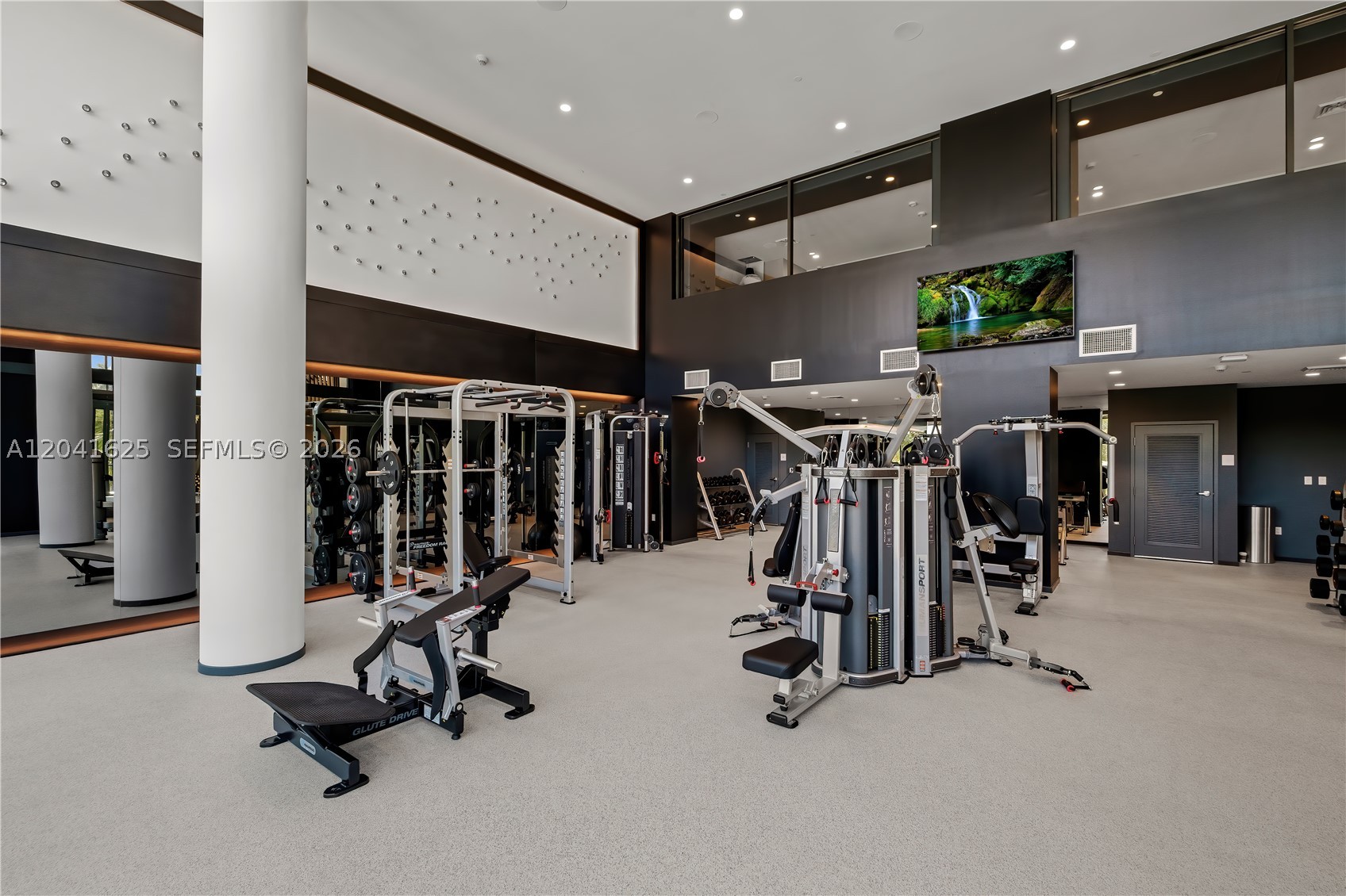 101 Diplomat Pkwy #906 Hallandale Beach, FL 33009