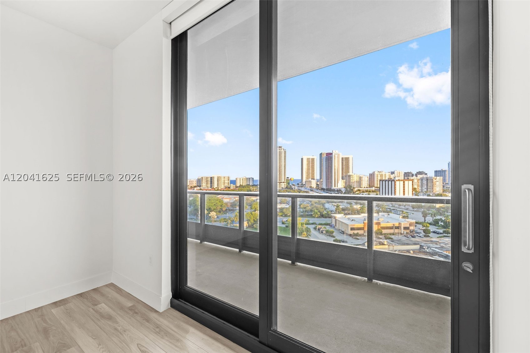 101 Diplomat Pkwy #906 Hallandale Beach, FL 33009