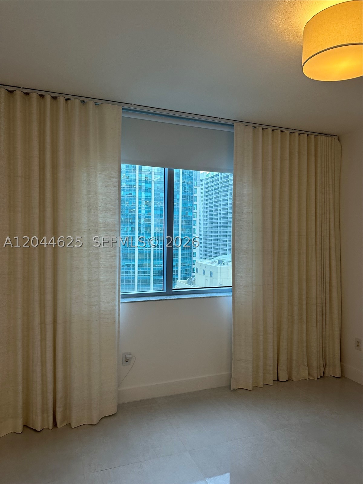 image 1060 Brickell - 10602