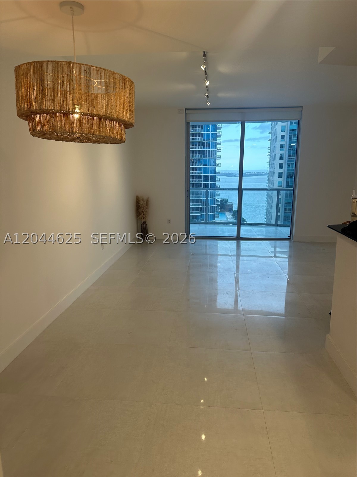 image 1060 Brickell - 10606