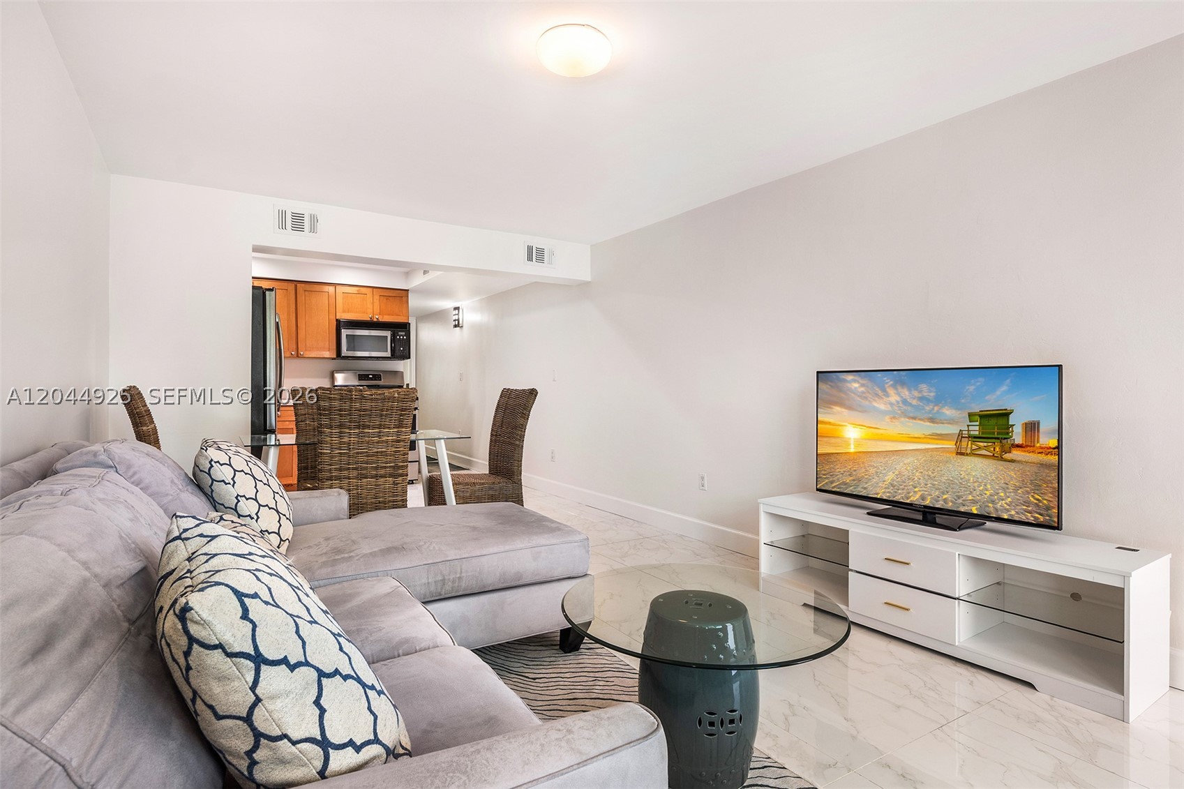 405 N Hibiscus Dr #204 Miami Beach, FL 33139