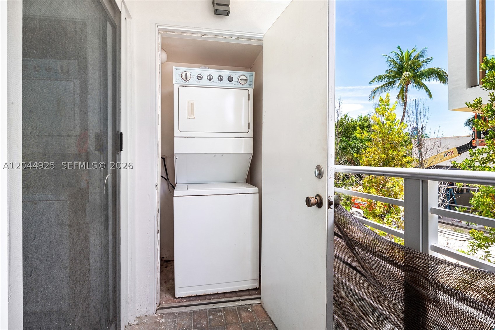 405 N Hibiscus Dr #204 Miami Beach, FL 33139