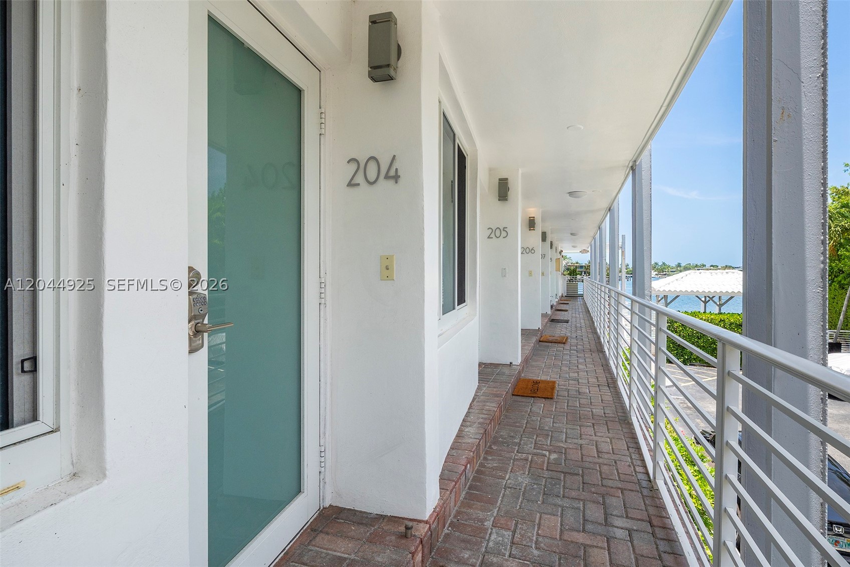 405 N Hibiscus Dr #204 Miami Beach, FL 33139