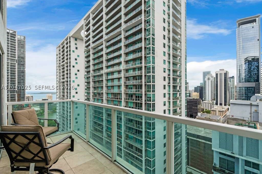 image Brickell on the River South12