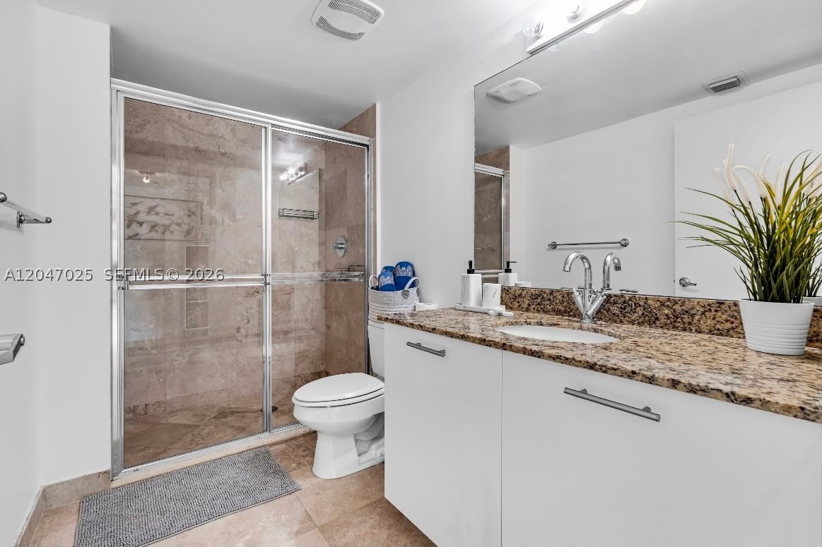 image Brickell on the River South8
