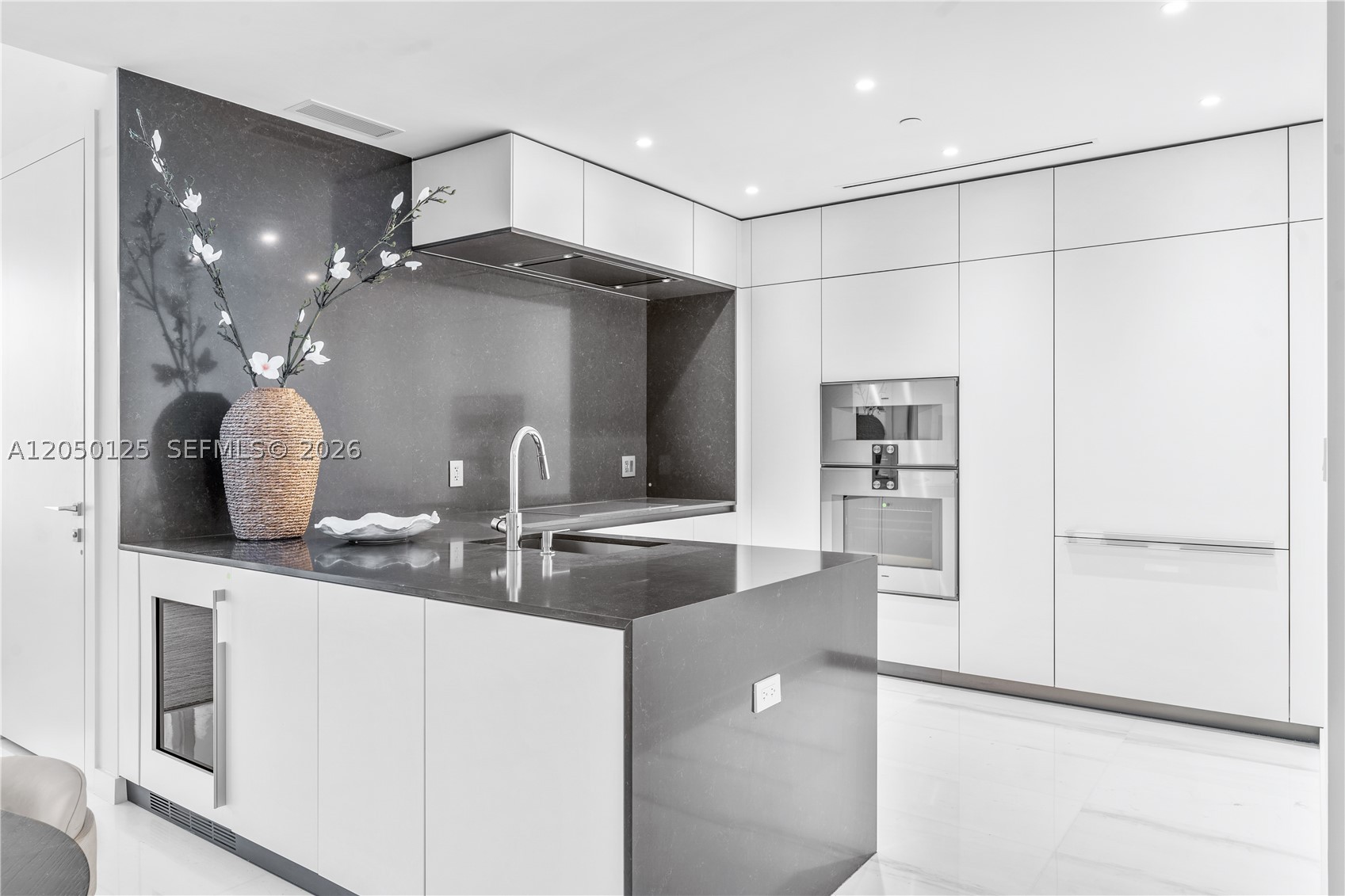 image Aston Martin Residences1