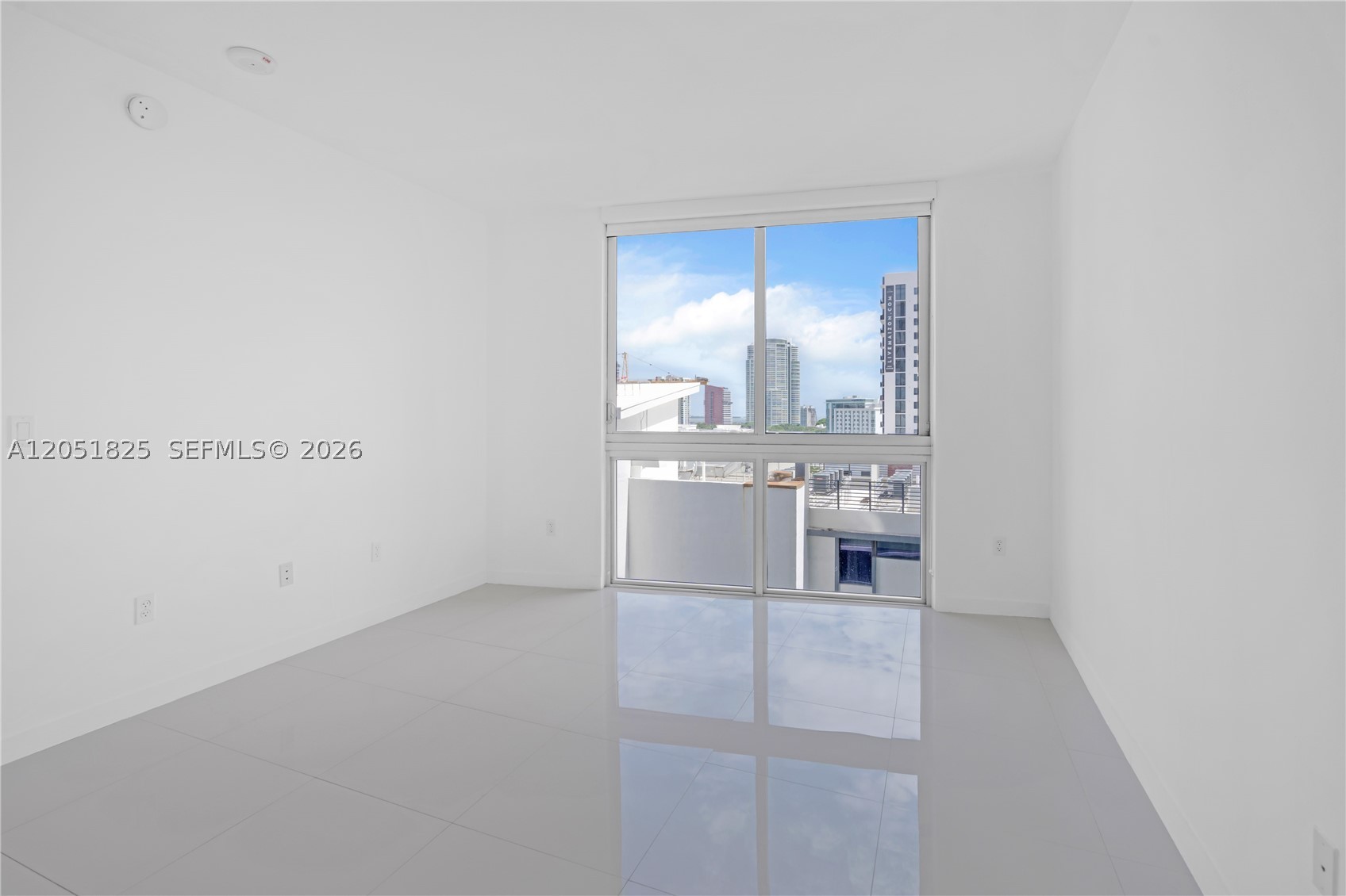 image Brickell Ten9