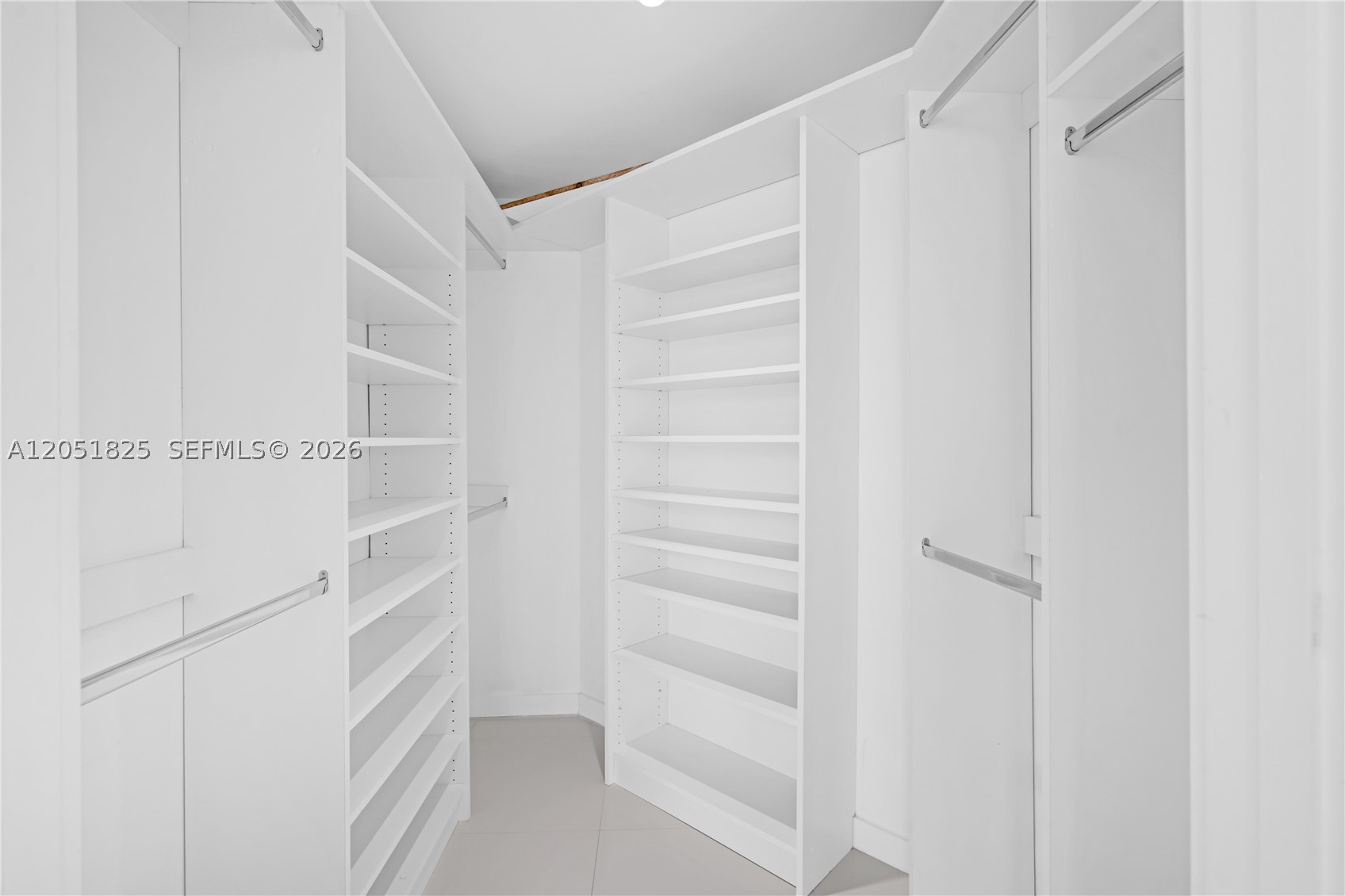 image Brickell Ten14