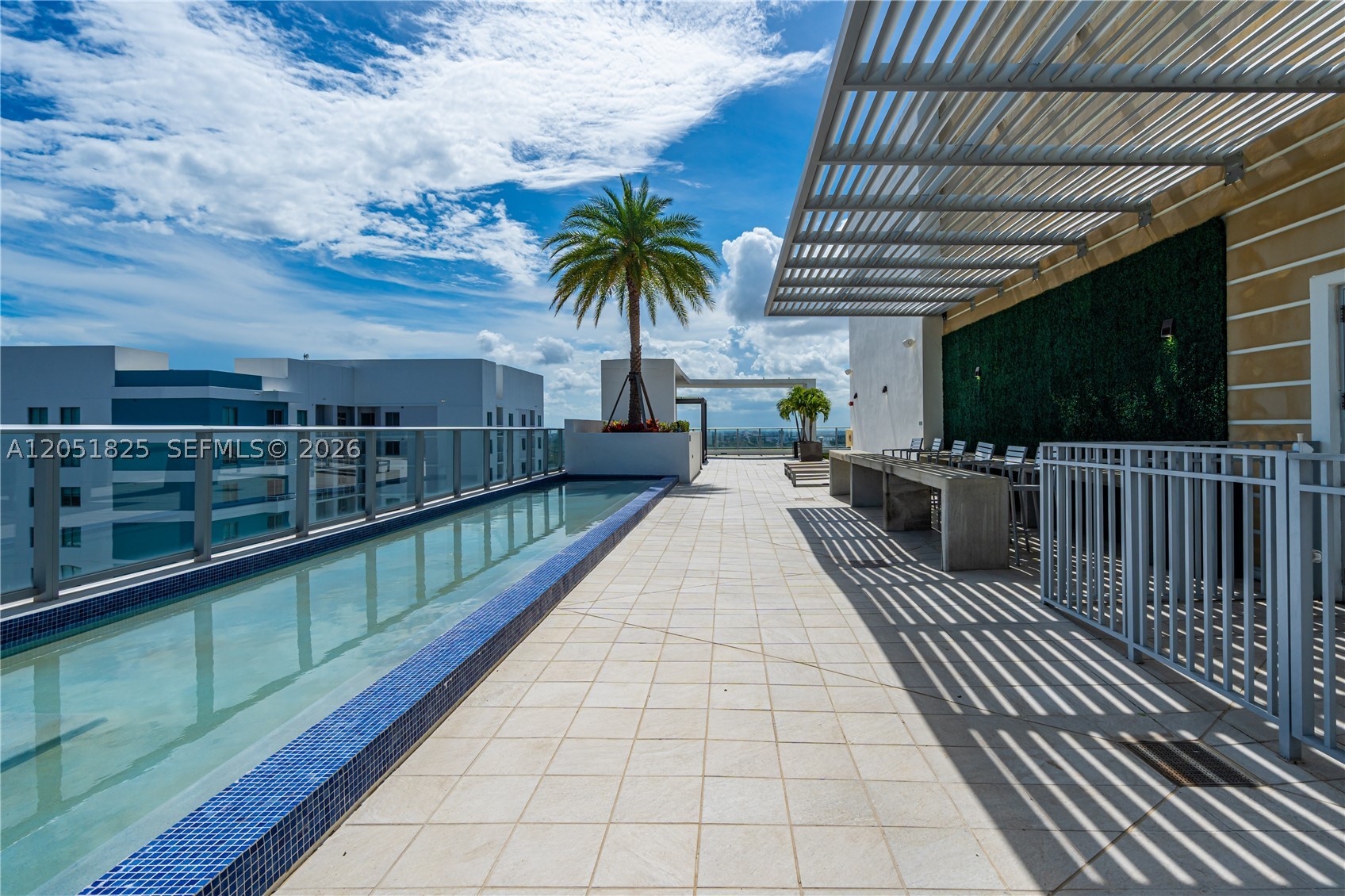 image Brickell Ten33