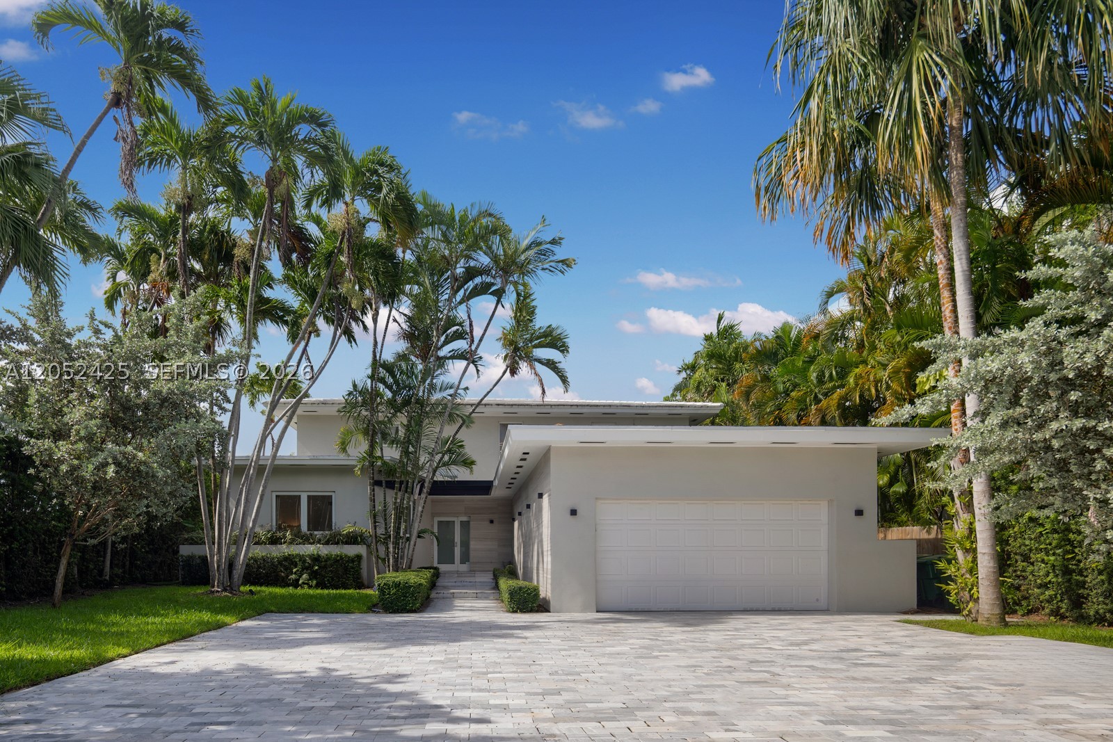 1300 S Venetian Way Miami, FL 33139