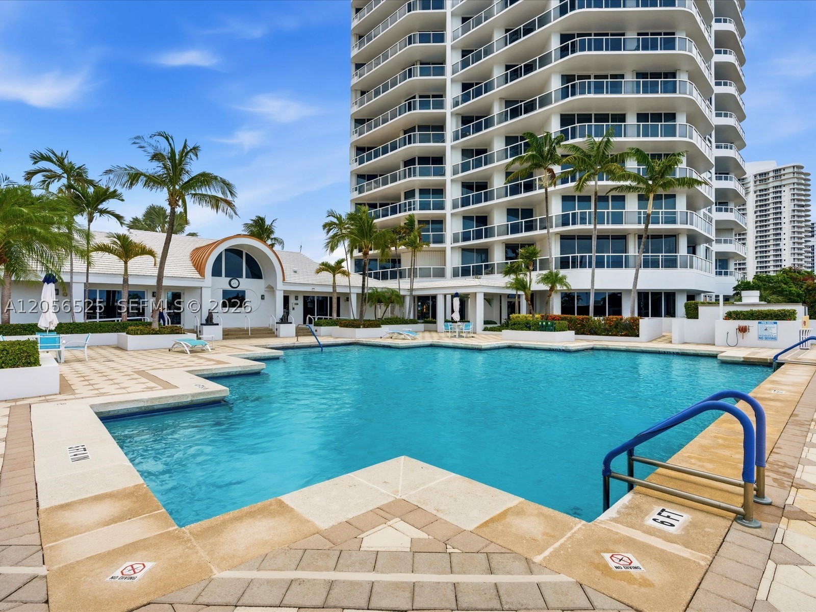 image One Island Place II28