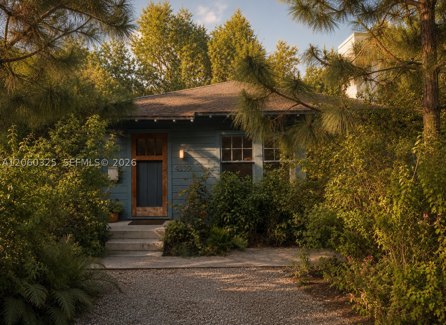 4330 Lennox Dr