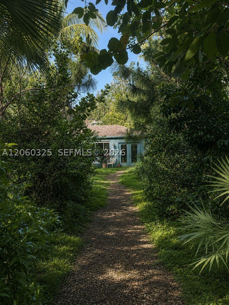 4330 Lennox Dr Miami, FL 33133
