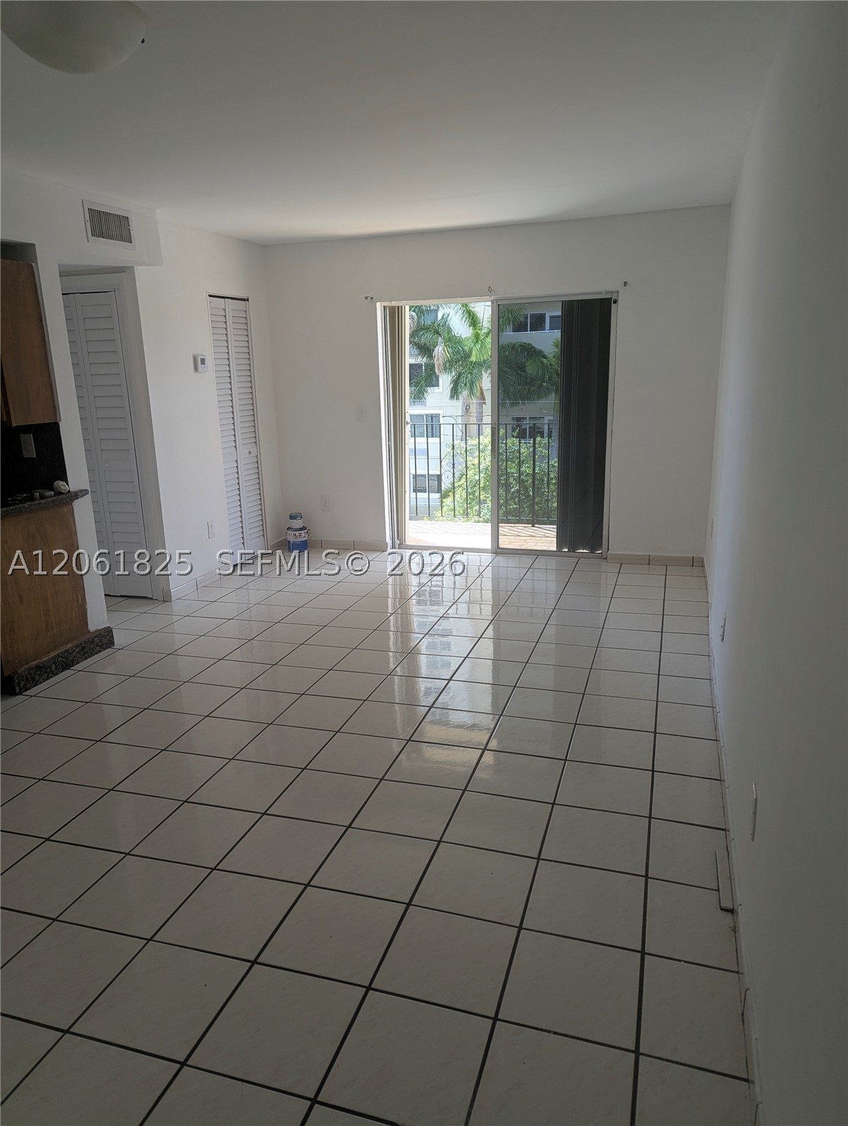 1051 SW 1st St #411