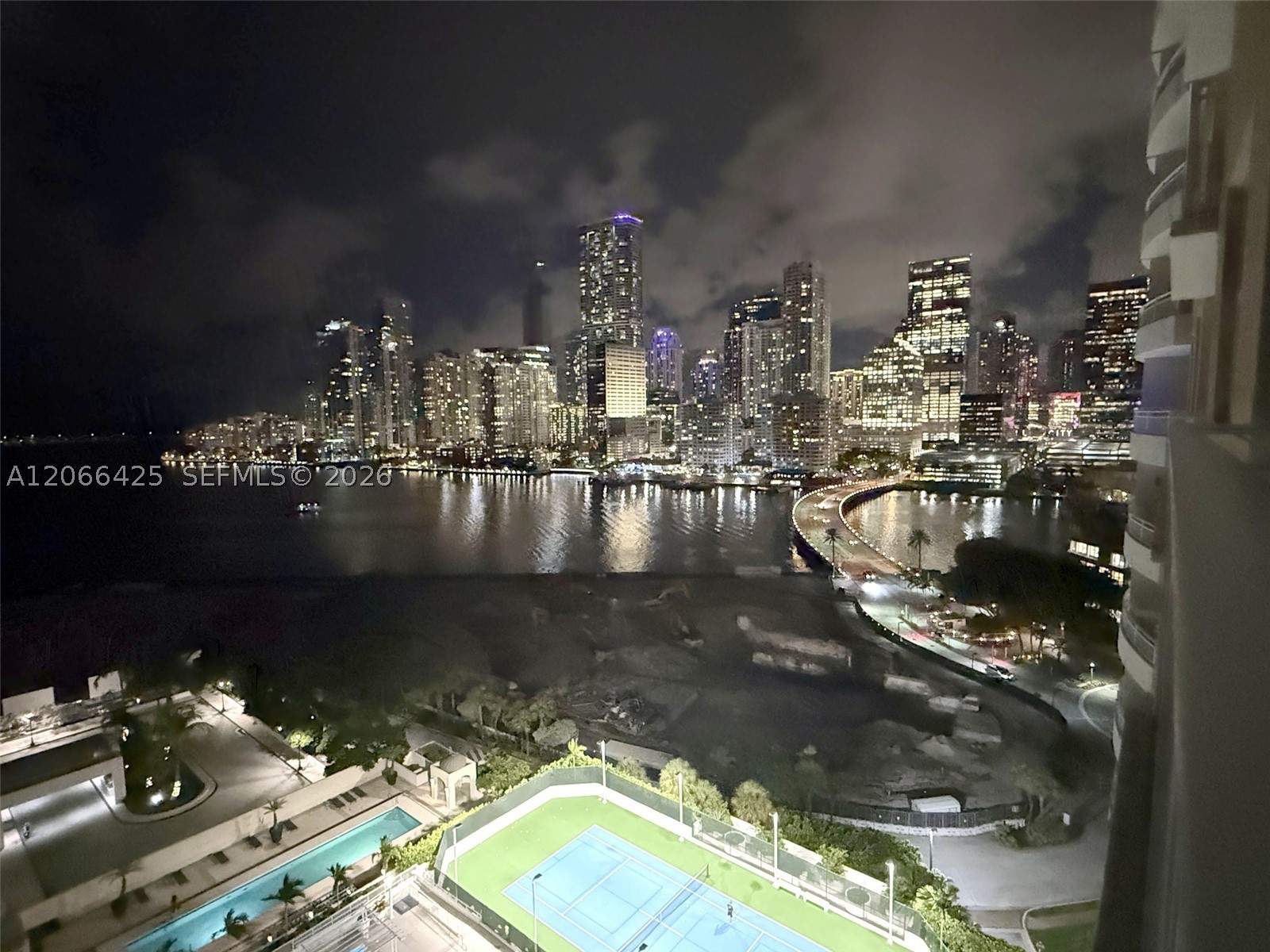 image Isola26