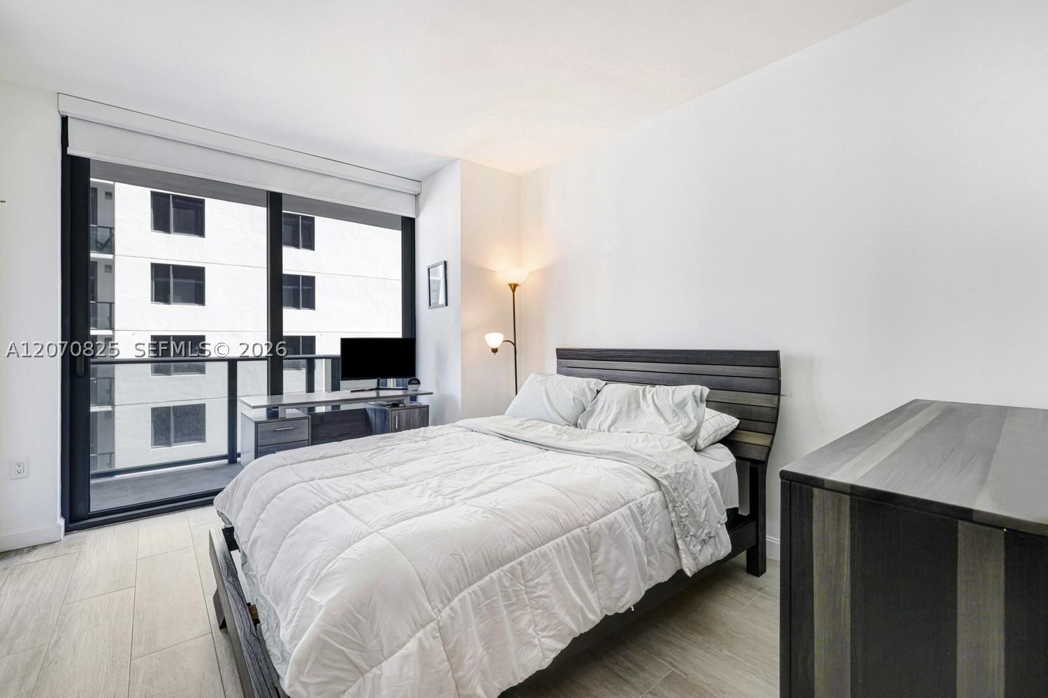 image Brickell Heights West13