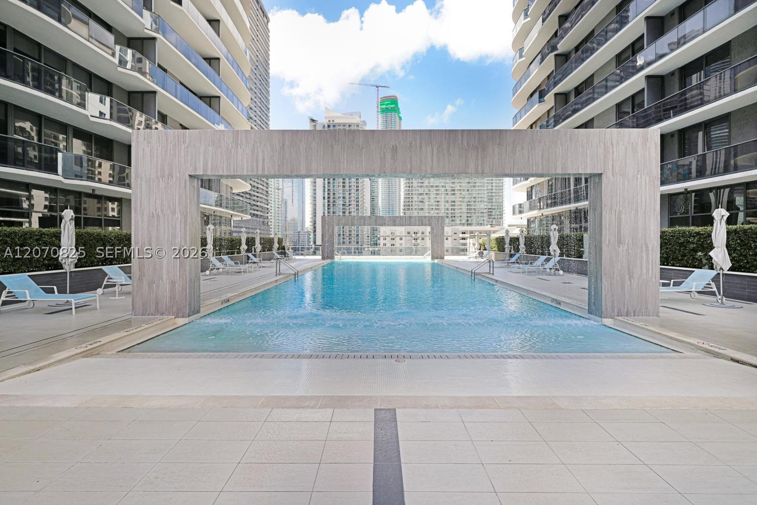 image Brickell Heights West24