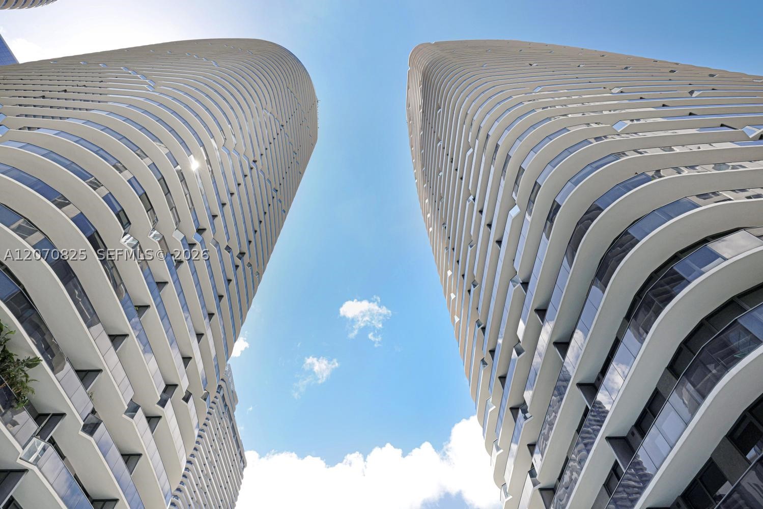 image Brickell Heights West30
