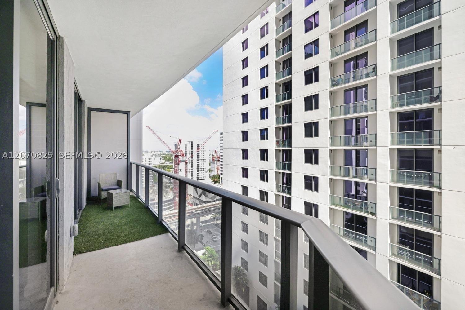 image Brickell Heights West8