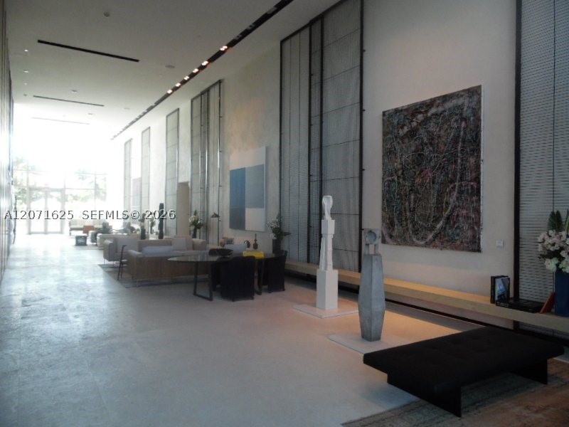 10201 Collins Ave #805 Bal Harbour, FL 33154