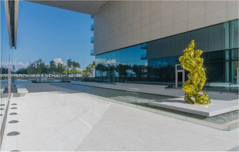 10201 Collins Ave #805 Bal Harbour, FL 33154