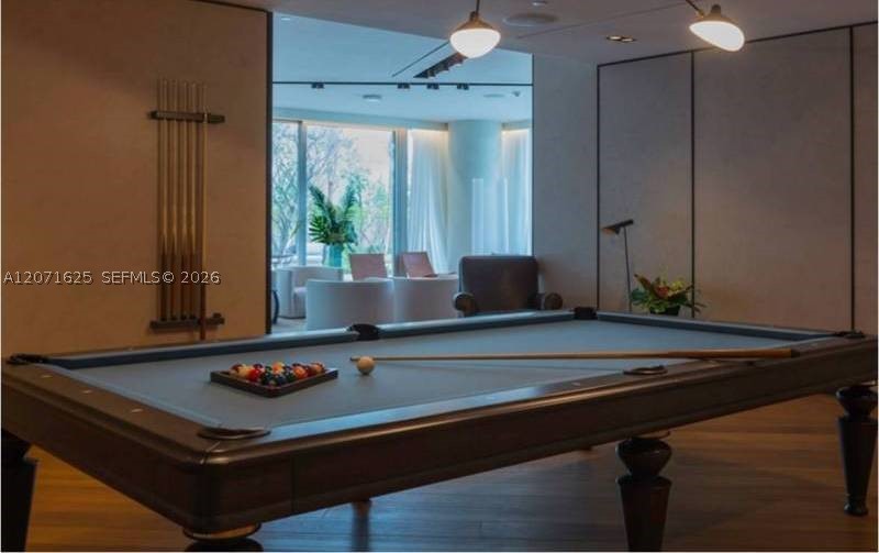 10201 Collins Ave #805 Bal Harbour, FL 33154