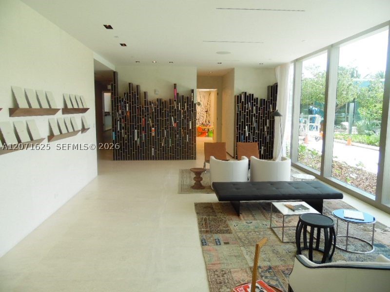 10201 Collins Ave #805 Bal Harbour, FL 33154
