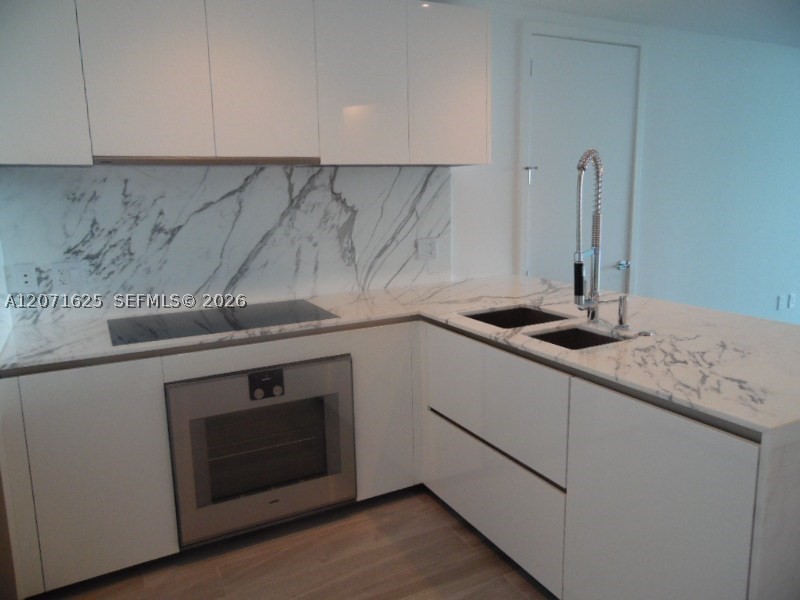 10201 Collins Ave #805 Bal Harbour, FL 33154
